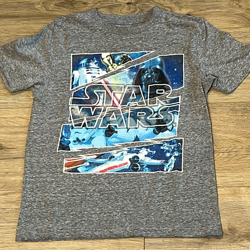 STAR WARS Graphic Tee T-Shirt Size Small